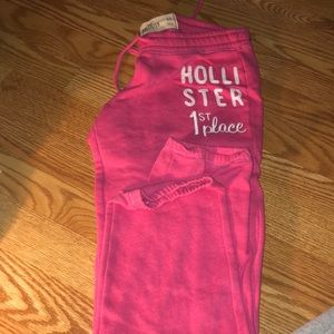 HOLLISTER PINK SWEATPANTS